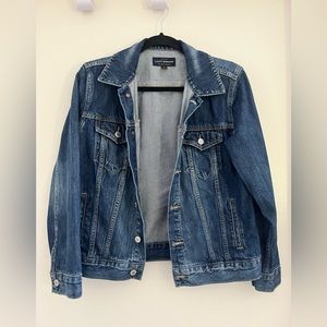 Lucky brand denim jacked. Size M